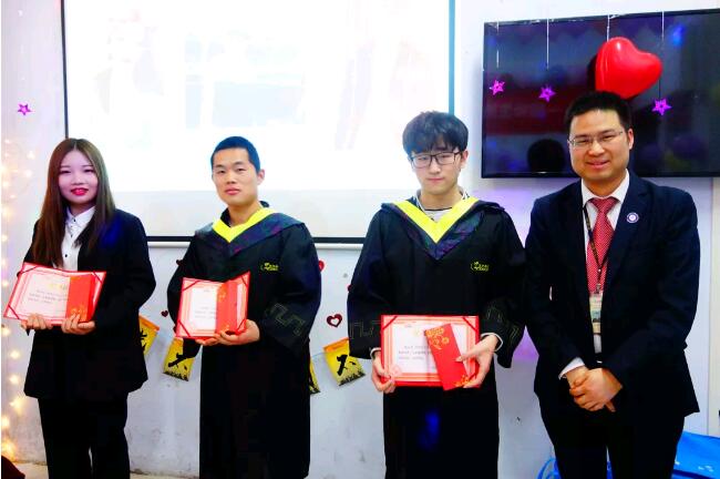 鄭州北大青鳥翔天信鴿班級優(yōu)秀學員