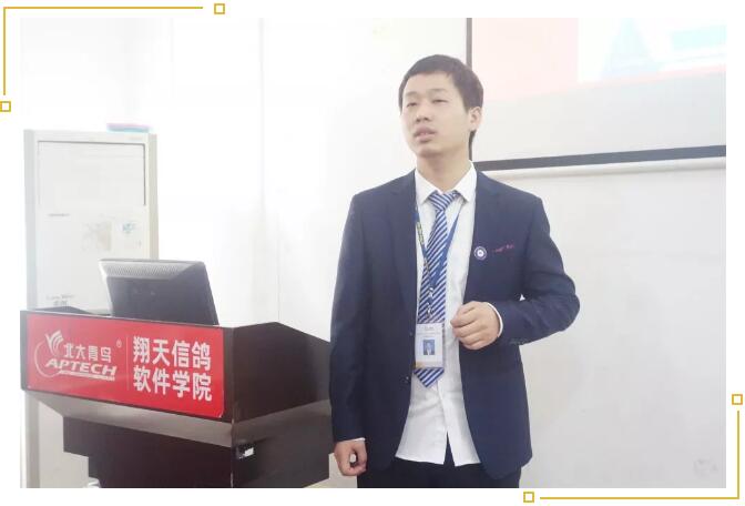 鄭州北大青鳥翔天信鴿Y2 95開業(yè)典禮