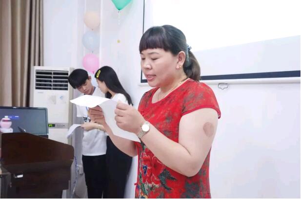 鄭州北大青鳥(niǎo)翔天信鴿ACCPT300班級(jí)家長(zhǎng)會(huì)圓滿召開(kāi)