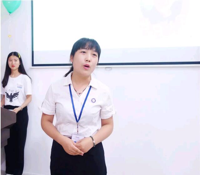 鄭州北大青鳥(niǎo)翔天信鴿ACCPT300班級(jí)家長(zhǎng)會(huì)圓滿召開(kāi)