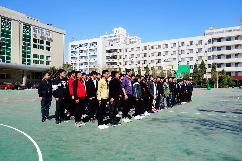 鄭州北大青鳥翔天信鴿2019年新生軍訓(xùn)