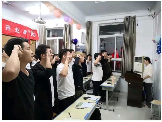 鄭州北大青鳥翔天信鴿就業(yè)先鋒團(tuán)二期強(qiáng)勢開營
