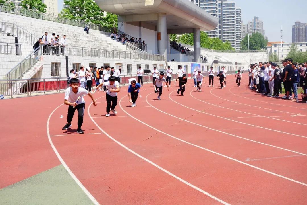 鄭州北大青鳥翔天信鴿軟件學(xué)院簡介
