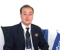 講師張萌